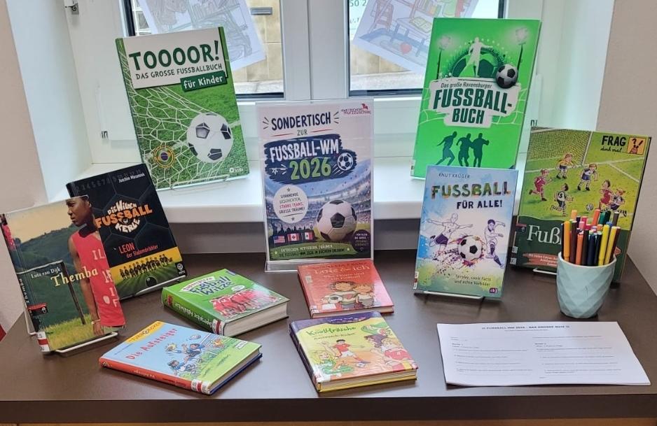 Saisontisch FUSSBALL-WM 2026-Foto